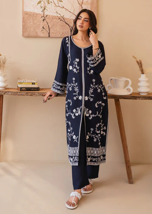 Laam Heavy Embroidered Dhanak 2Piece Suit SDCW-1235