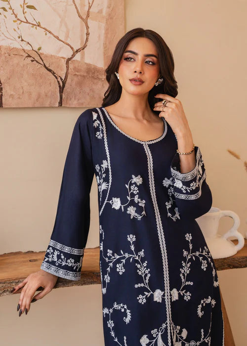 Laam Heavy Embroidered Dhanak 2Piece Suit SDCW-1235