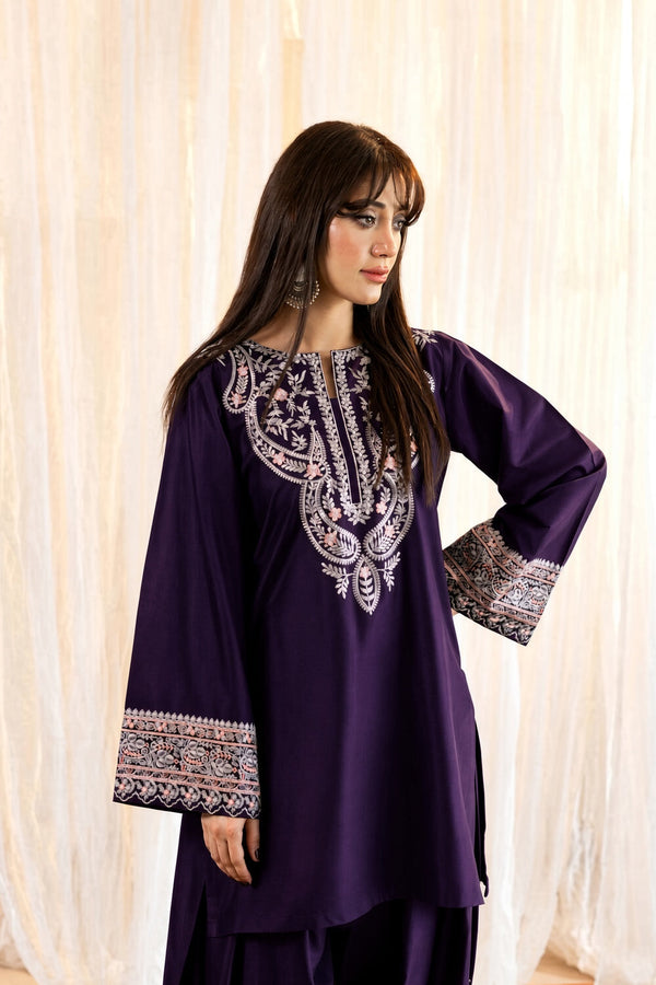 Urge Heavy Embroidered Dhanak 2Piece Suit SDCW-1235
