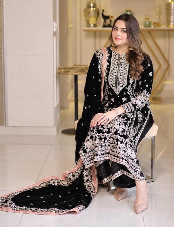 Aneela's Luxury Velvet Embroidered Collection 3 Piece Unstitched SDCW-1285