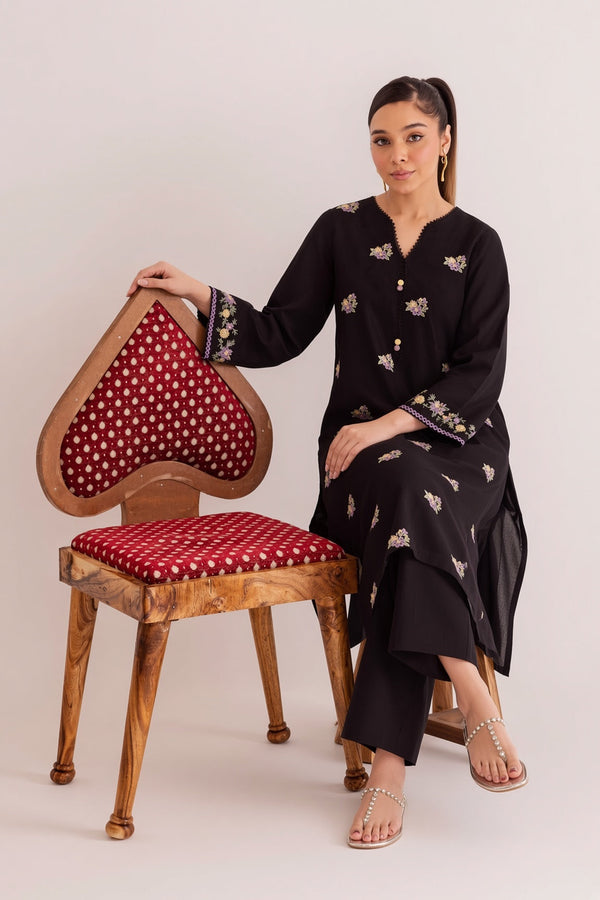 Sui Dhagay Heavy Embroidered Dhanak 2Piece Suit SDCW-1235