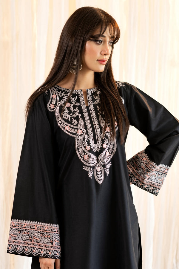 Urge Heavy Embroidered Dhanak 2Piece Suit SDCW-1235