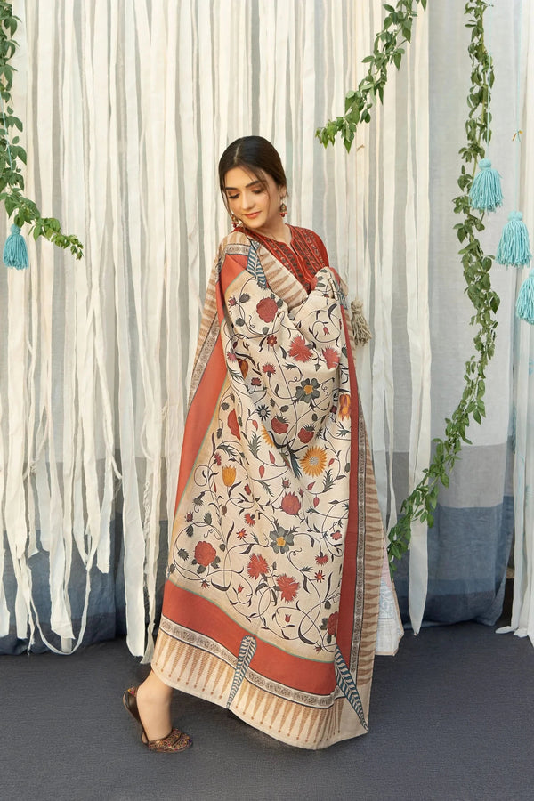 URGE 3PC LAWN EMBROIDERED SHIRT WITH MANAAR PRINTED DUPATTA AND TROUSER SDC-1056